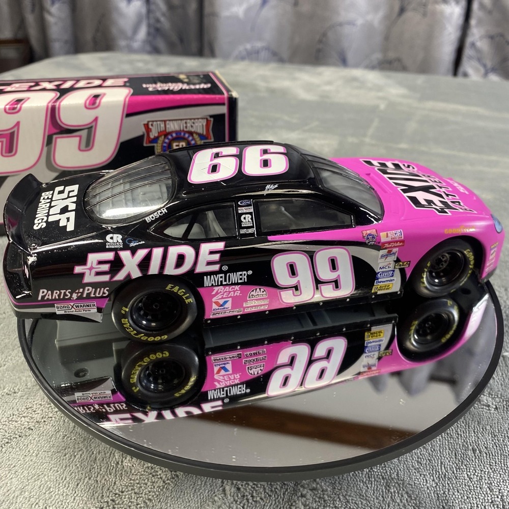 Vintage Racing Champions 1:24 Ford Taurus 99 Exide Batteries NASCAR Diecast